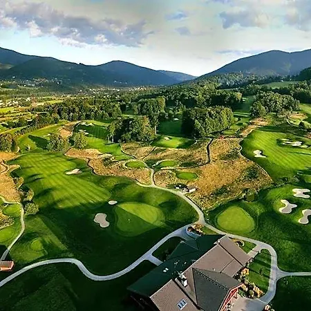 Hotel Green Inn Hotel 4*