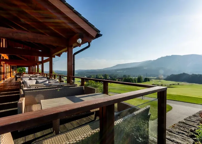 Green Inn Hotel 4*
