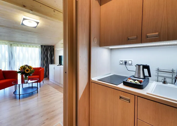 Hotell Green Inn Hotel 4*